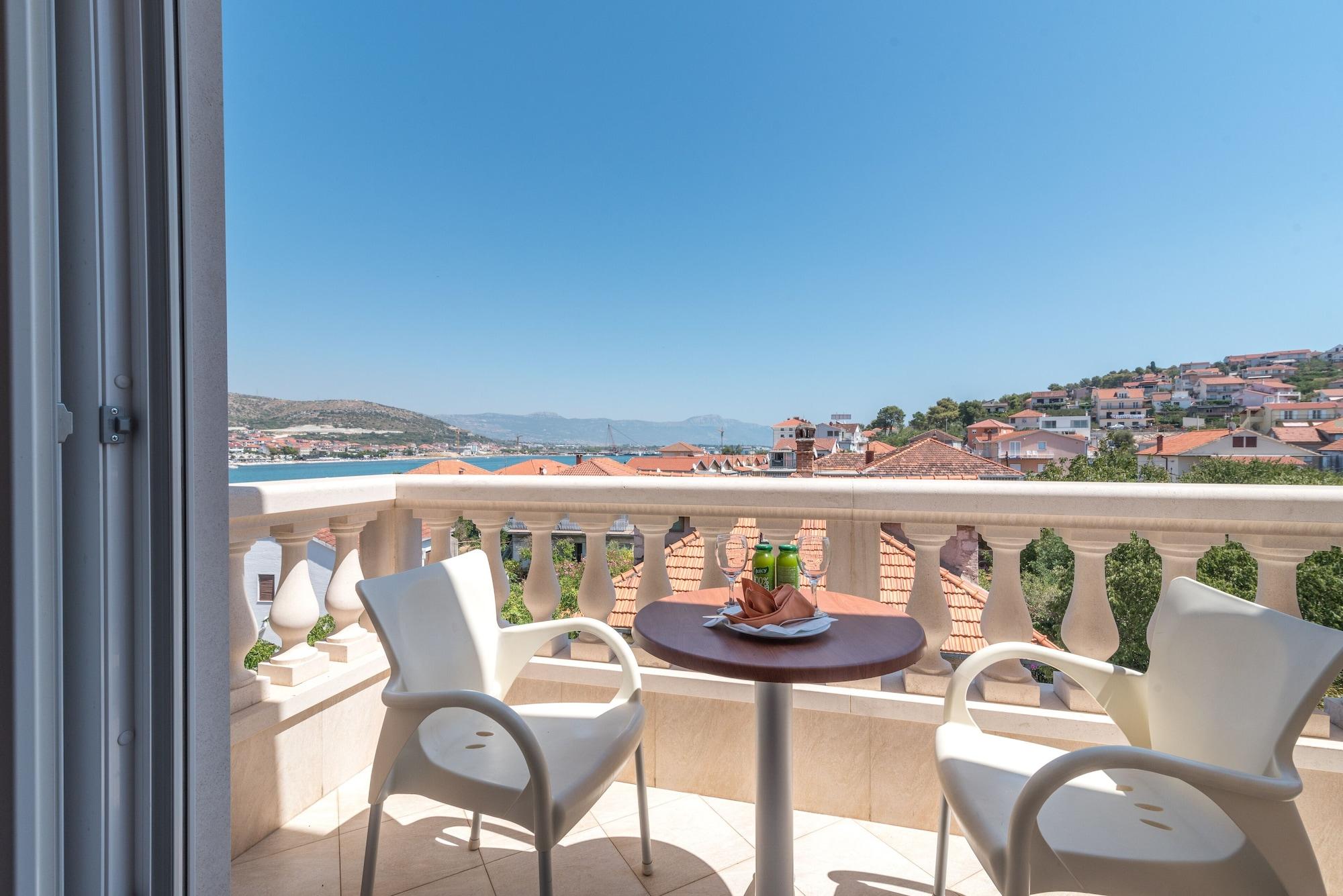 Hotel Trogir Palace ภายนอก รูปภาพ