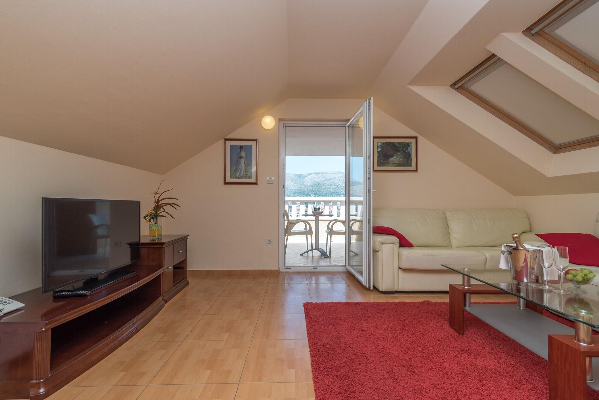 Hotel Trogir Palace ภายนอก รูปภาพ