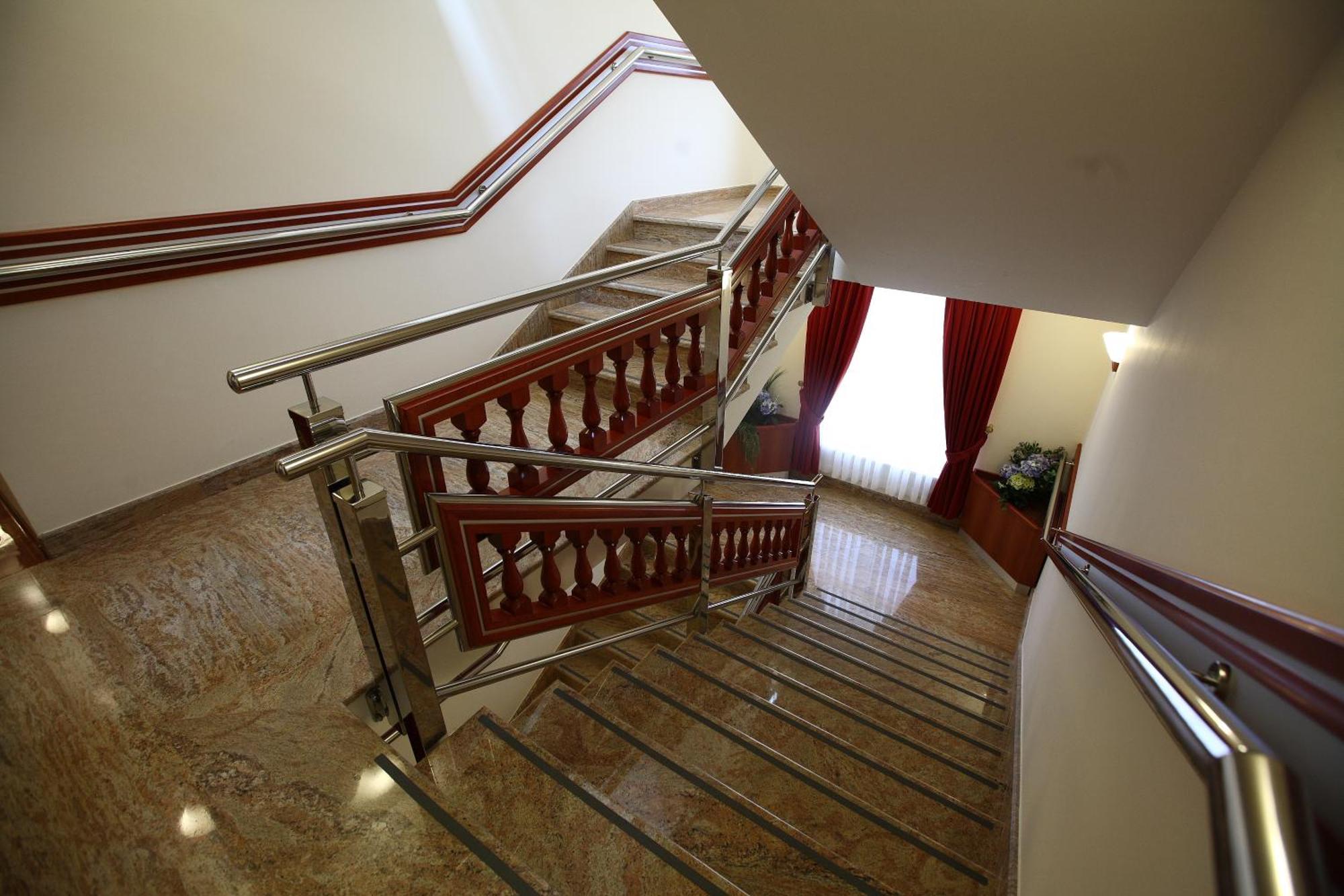 Hotel Trogir Palace ภายนอก รูปภาพ