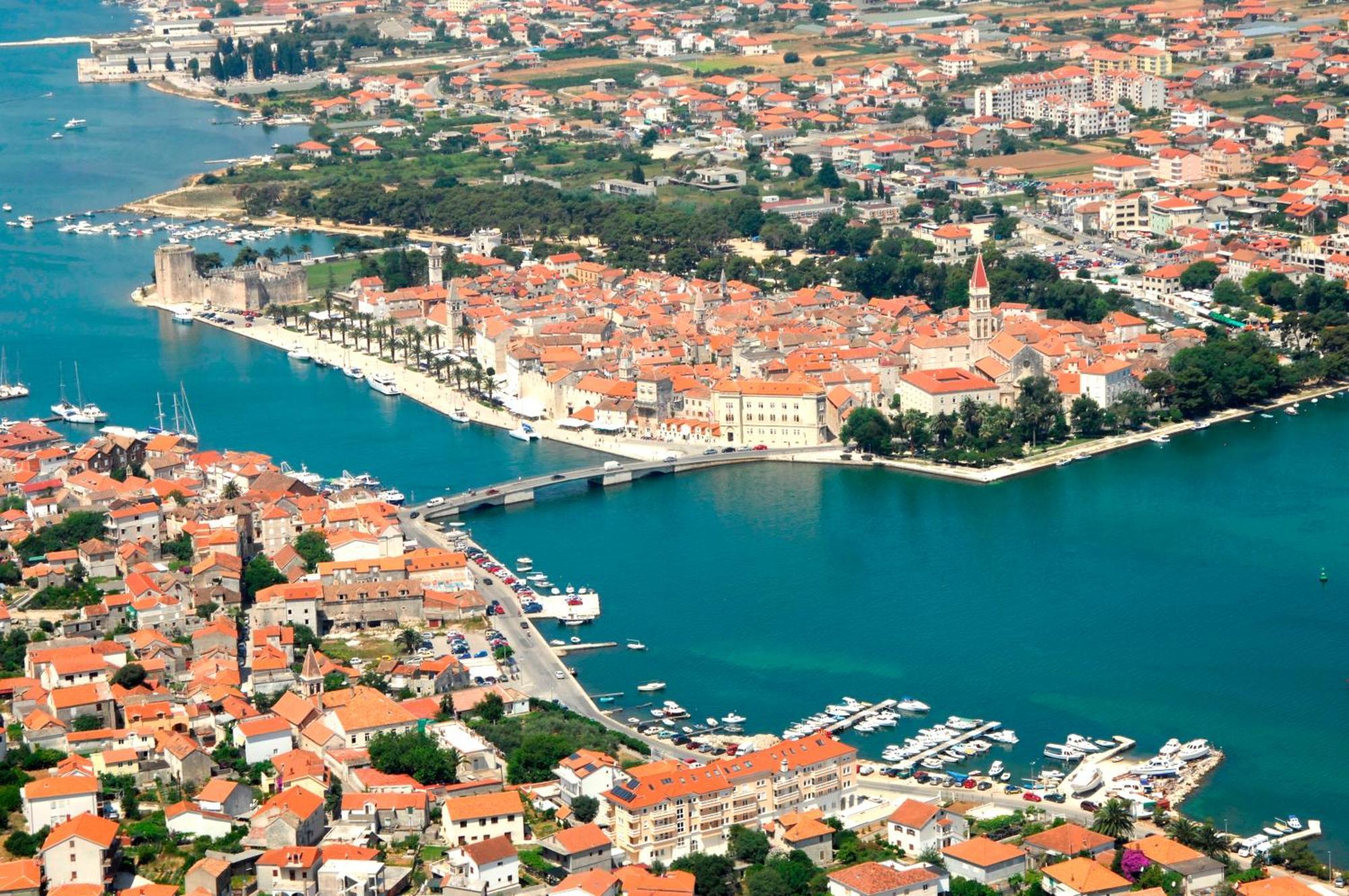 Hotel Trogir Palace ภายนอก รูปภาพ